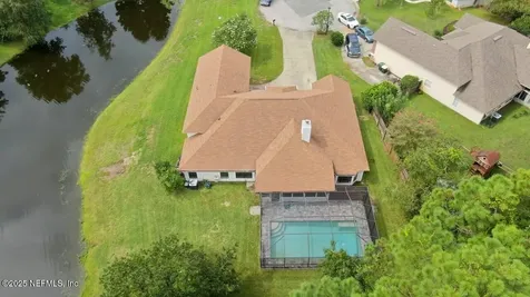 2135 Walnut Creek Court N Jacksonville FL 32246