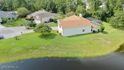 2135 Walnut Creek Court N Jacksonville FL 32246