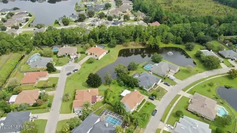 2135 Walnut Creek Court N Jacksonville FL 32246