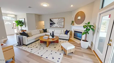 2135 Walnut Creek Court N Jacksonville FL 32246