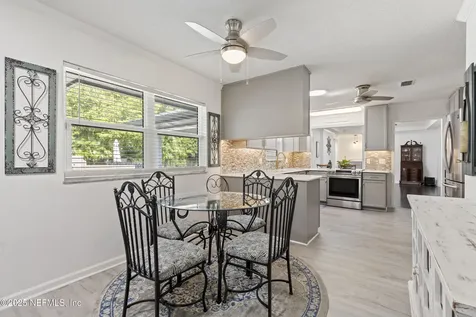 2160 Spanish Moss Drive Jacksonville FL 32246