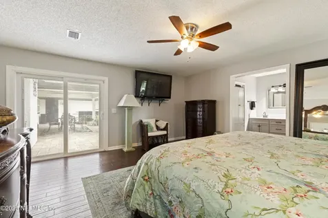 2160 Spanish Moss Drive Jacksonville FL 32246