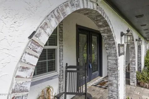 2160 Spanish Moss Drive Jacksonville FL 32246