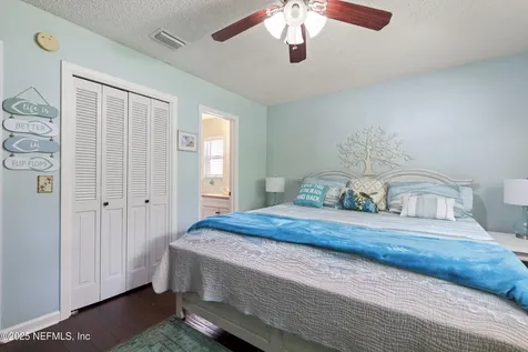 2160 Spanish Moss Drive Jacksonville FL 32246