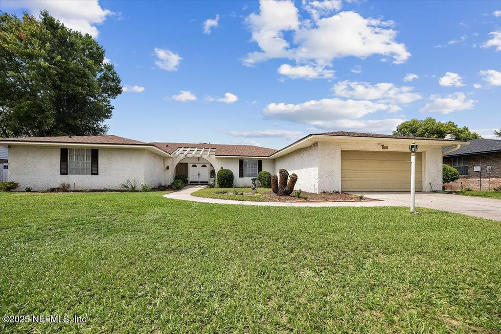 4324 Charleston Lane Jacksonville FL 32210