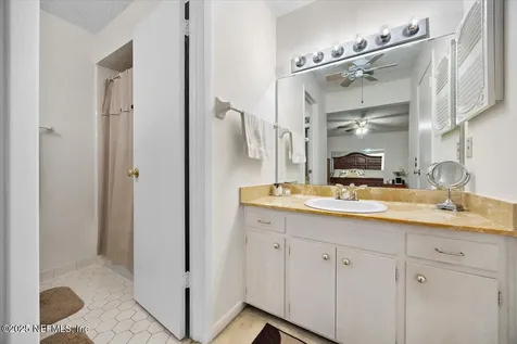 4324 Charleston Lane Jacksonville FL 32210