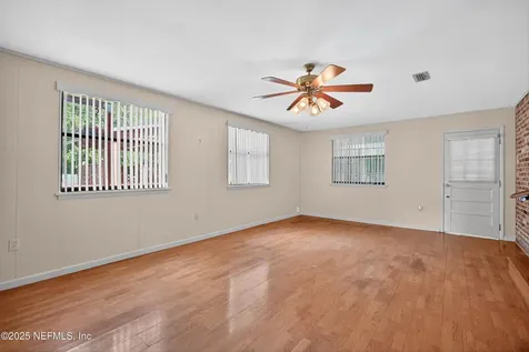 1261 Lamanto Avenue E Jacksonville FL 32211