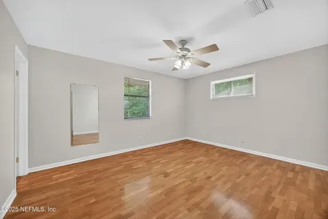 1261 Lamanto Avenue E Jacksonville FL 32211