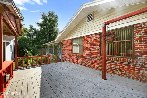 1261 Lamanto Avenue E Jacksonville FL 32211