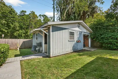 1261 Lamanto Avenue E Jacksonville FL 32211