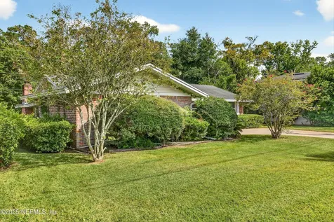 1261 Lamanto Avenue E Jacksonville FL 32211