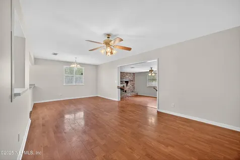 1261 Lamanto Avenue E Jacksonville FL 32211