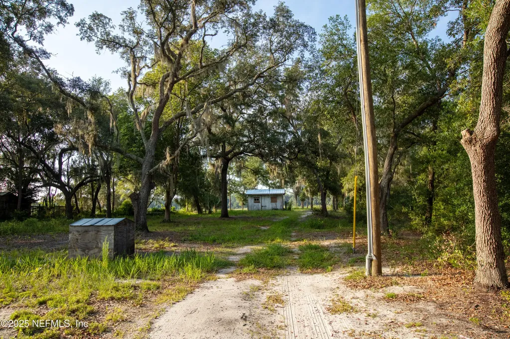 111 Serena Circle Melrose FL 32666