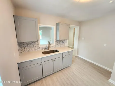 1737 W 24th Street Jacksonville FL 32209