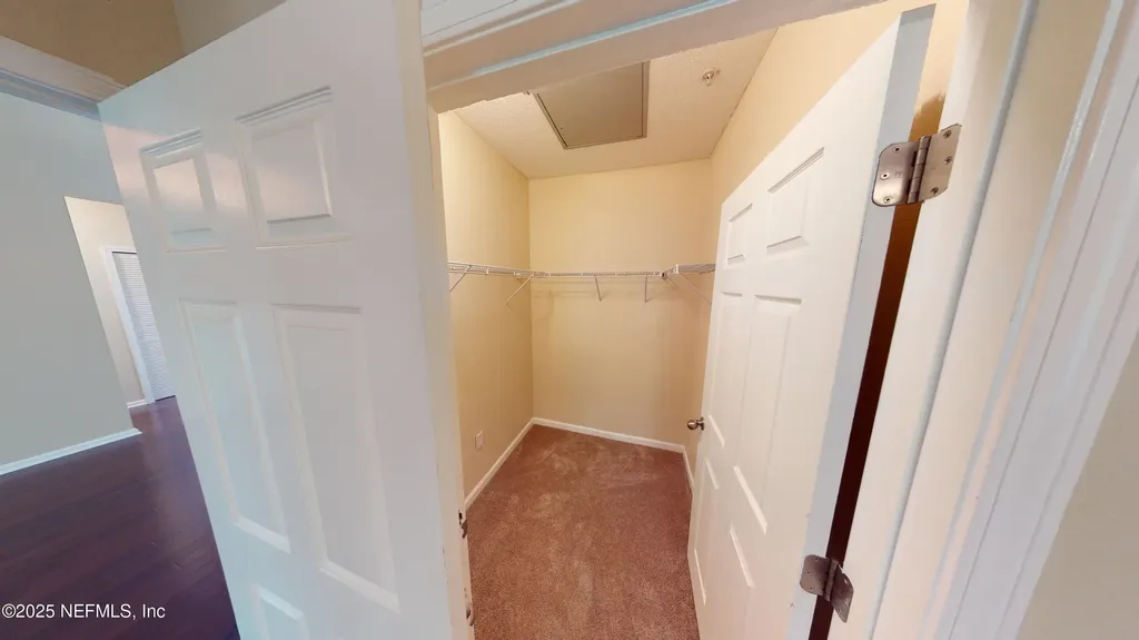 8241 Pelican Landing Road Jacksonville FL 32256