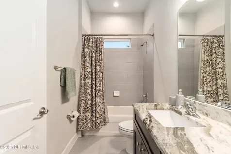 16774 NW 167th Street Alachua FL 32615