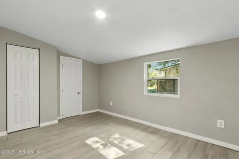 6784 Tinkerbell Lane Jacksonville FL 32210