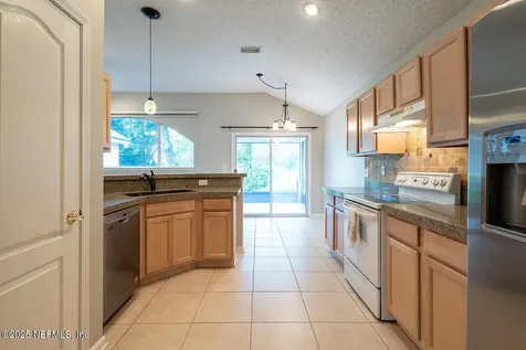 1618 Highland View Court Fleming Island FL 32003