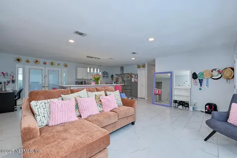 6408 Diane Road Jacksonville FL 32277