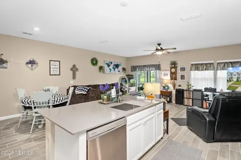 10365 Benson Lake Drive Jacksonville FL 32222