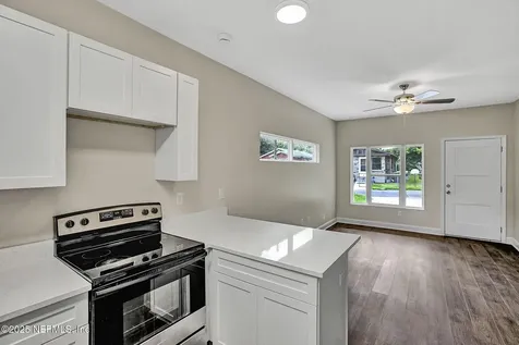 2291 Clemente Drive Jacksonville FL 32204