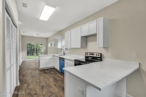 2291 Clemente Drive Jacksonville FL 32204