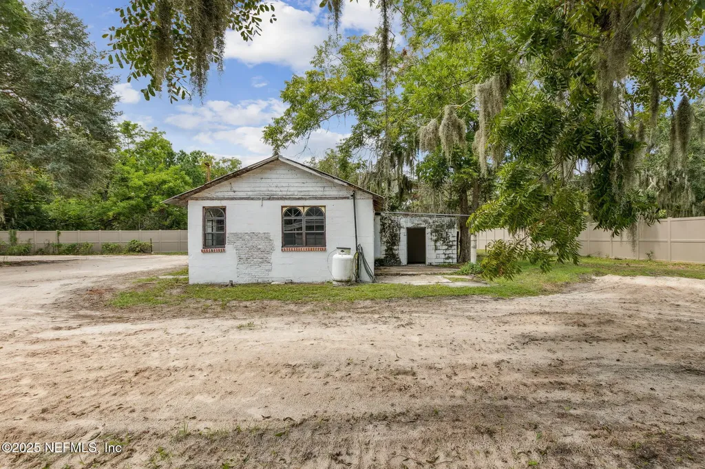 2753 Amelia Road Fernandina Beach FL 32034