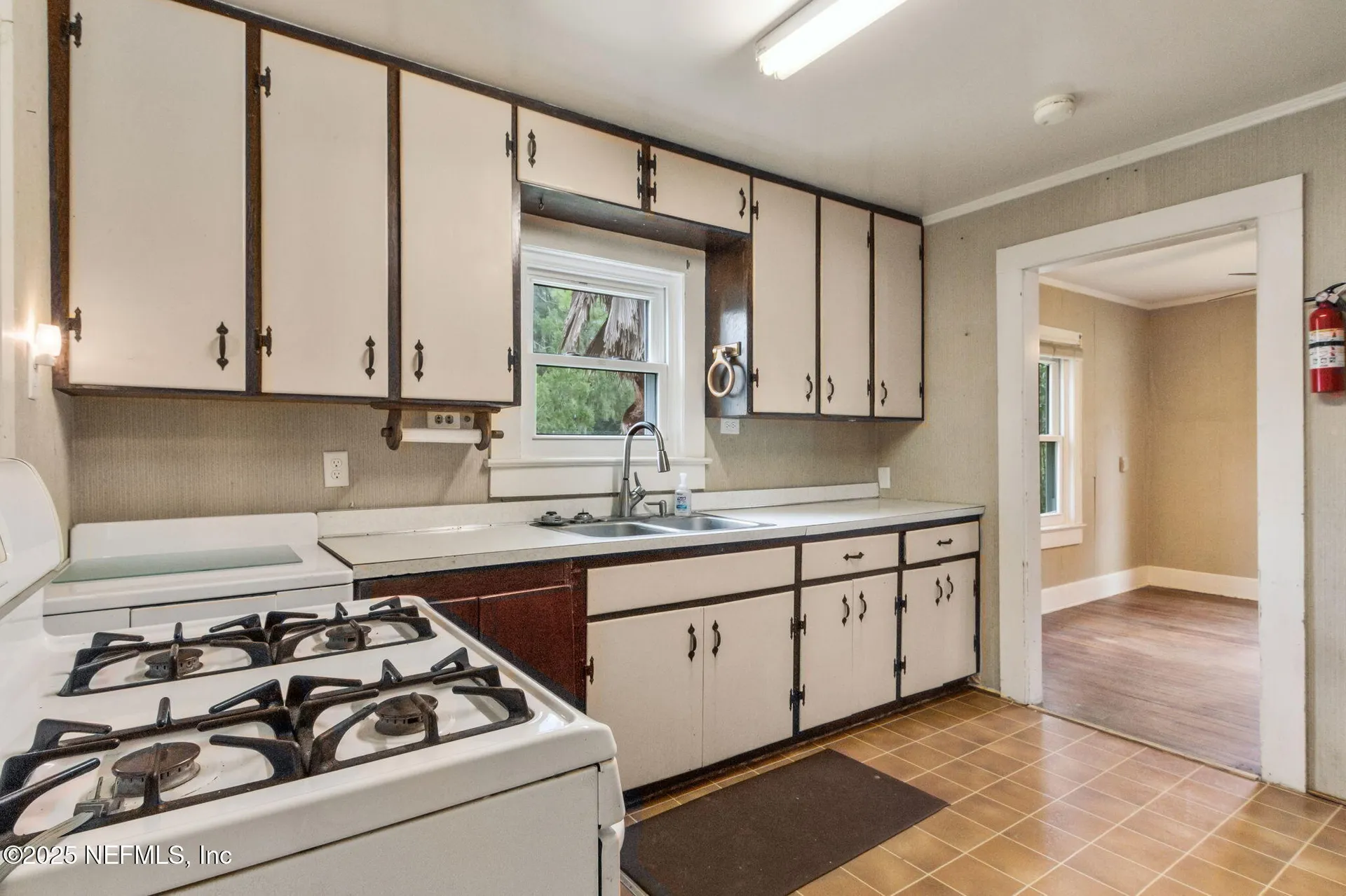 2753 Amelia Road Fernandina Beach FL 32034