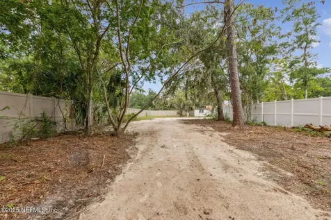 2753 Amelia Road Fernandina Beach FL 32034