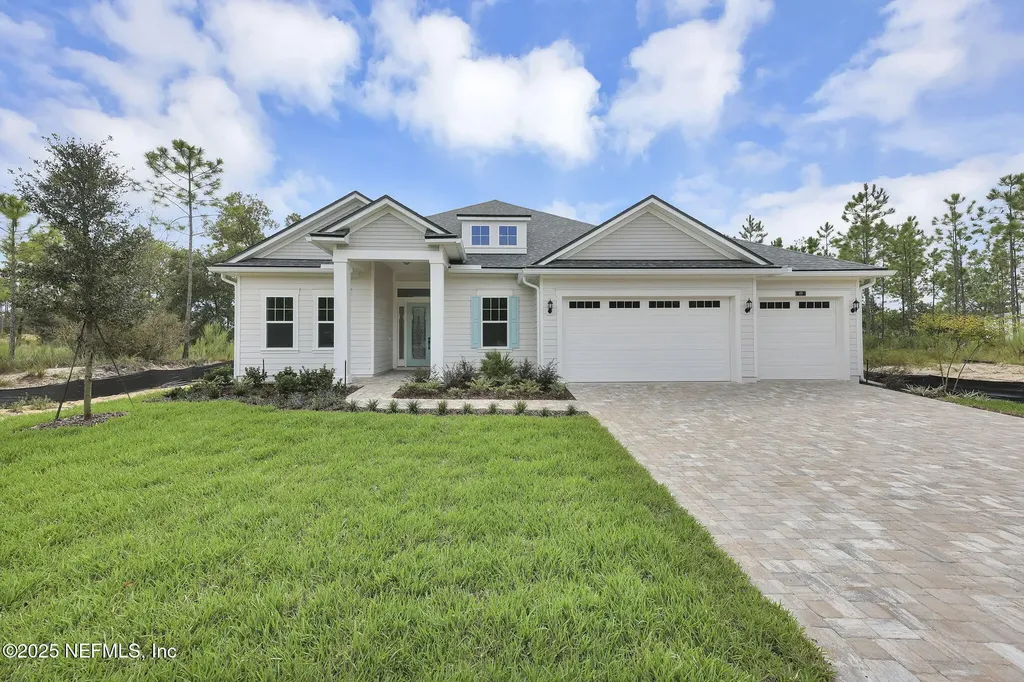 94 Blue River Drive St. Augustine FL 32092