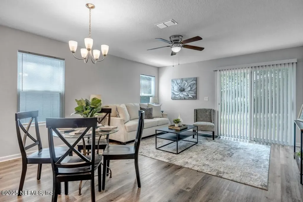 9048 Eaton Avenue Jacksonville FL 32211