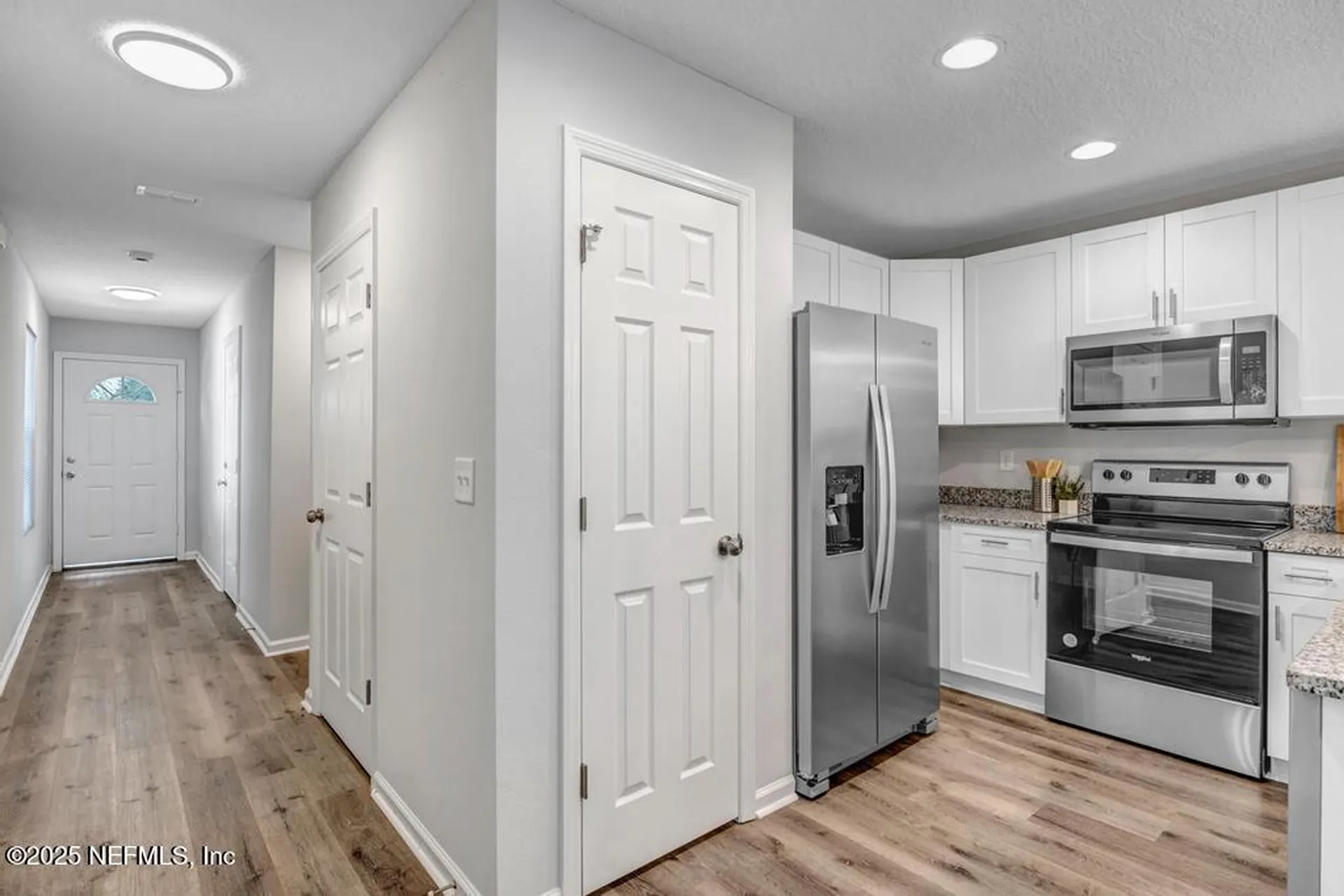 9048 Eaton Avenue Jacksonville FL 32211