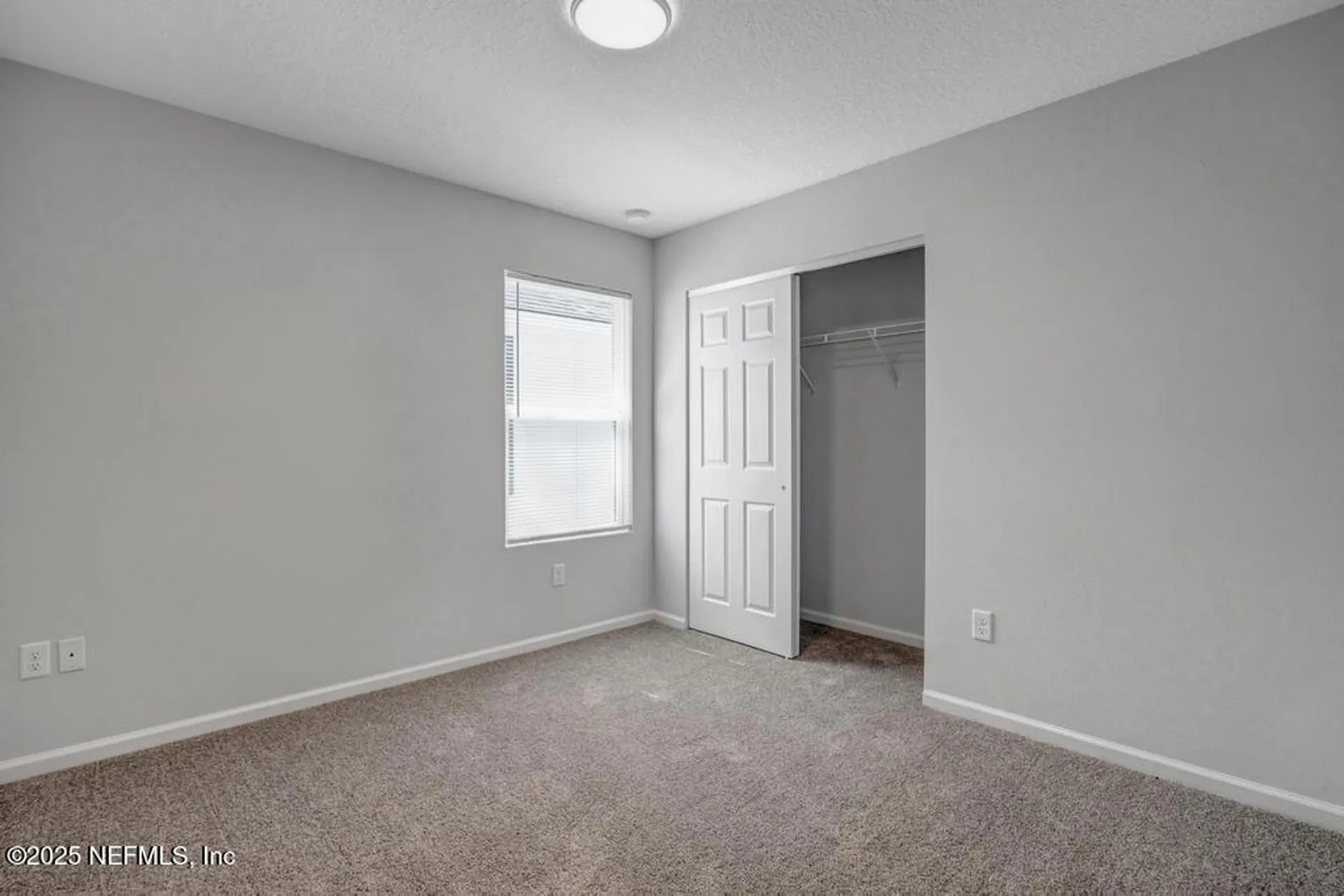 9048 Eaton Avenue Jacksonville FL 32211