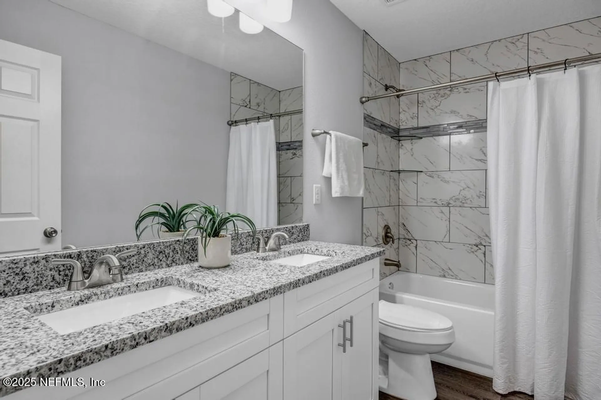 9048 Eaton Avenue Jacksonville FL 32211