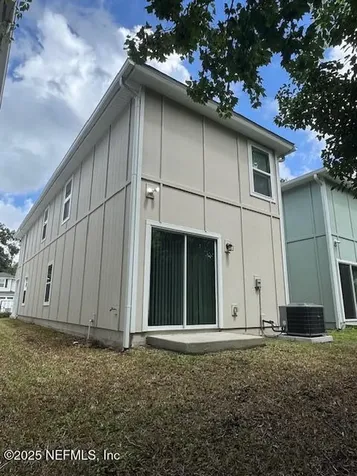 9048 Eaton Avenue Jacksonville FL 32211