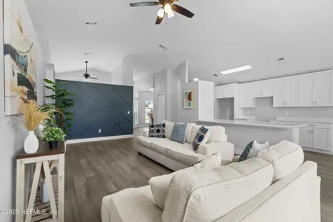 7626 Dover Cliff Drive S Jacksonville FL 32244
