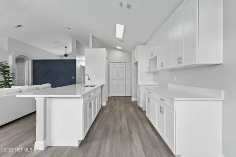 7626 Dover Cliff Drive S Jacksonville FL 32244