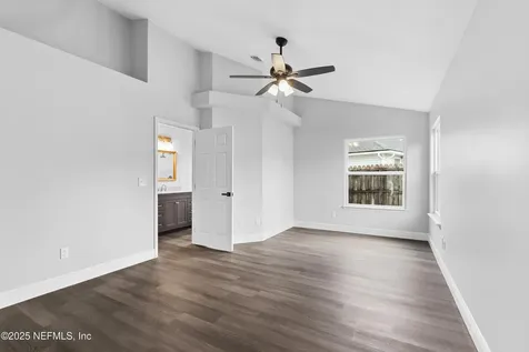 7626 Dover Cliff Drive S Jacksonville FL 32244