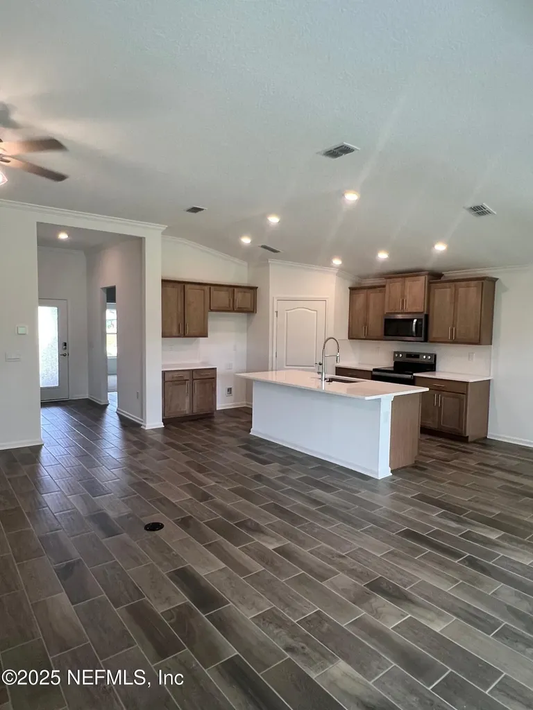 79 Green Circle Palm Coast FL 32164