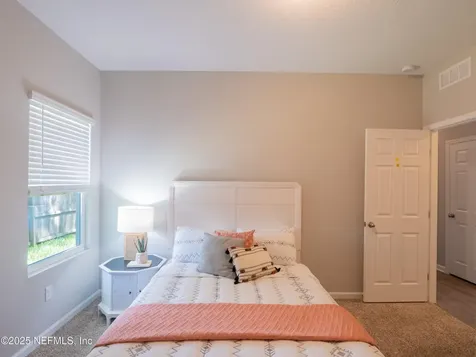 2215 Peach Drive Jacksonville FL 32246