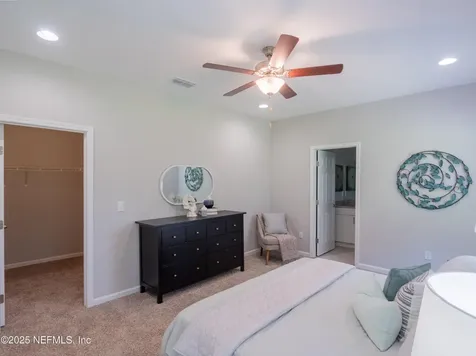 2215 Peach Drive Jacksonville FL 32246
