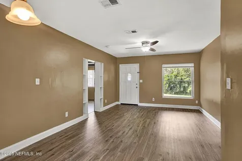5247 Lexington Avenue Jacksonville FL 32210