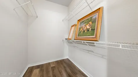 7800 Point Meadows Drive Jacksonville FL 32256