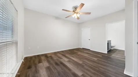 7800 Point Meadows Drive Jacksonville FL 32256