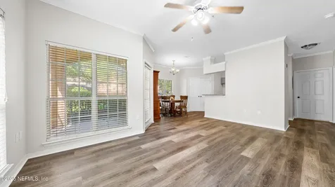 7800 Point Meadows Drive Jacksonville FL 32256