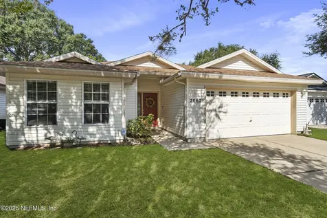 2062 Featherwood Drive W Jacksonville FL 32233
