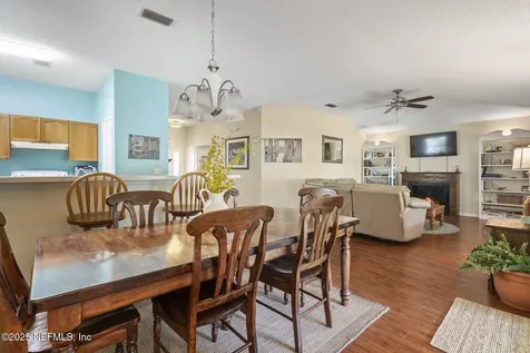 2062 Featherwood Drive W Jacksonville FL 32233