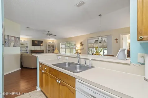 2062 Featherwood Drive W Jacksonville FL 32233