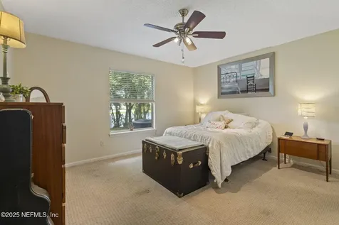 2062 Featherwood Drive W Jacksonville FL 32233
