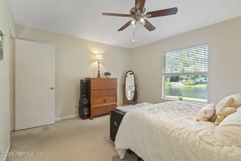 2062 Featherwood Drive W Jacksonville FL 32233